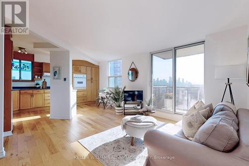 1003 - 1145 Logan Avenue, Toronto (Broadview North), ON - Indoor Photo Showing Living Room