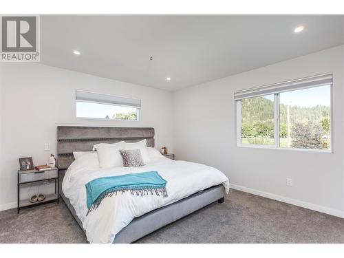 2253 Shuswap Avenue, Lumby, BC - Indoor Photo Showing Bedroom