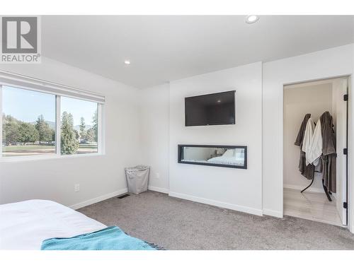 2253 Shuswap Avenue, Lumby, BC - Indoor Photo Showing Bedroom