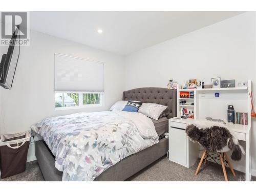 2253 Shuswap Avenue, Lumby, BC - Indoor Photo Showing Bedroom