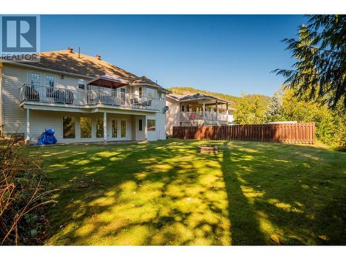 1820 First Street, Fruitvale, BC - Outdoor With Deck Patio Veranda