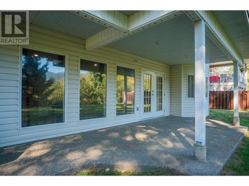 1820 First Street, Fruitvale, BC - Outdoor With Deck Patio Veranda