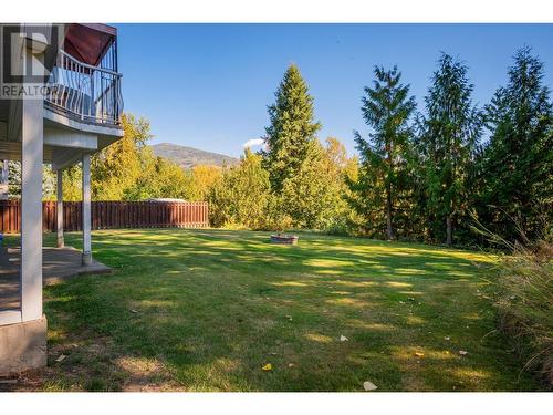 1820 First Street, Fruitvale, BC - Outdoor