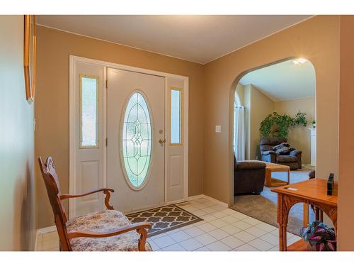 1820 First Street, Fruitvale, BC - Indoor Photo Showing Other Room