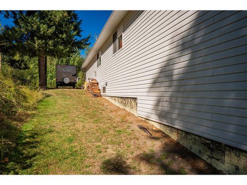 1820 First Street, Fruitvale, BC - Outdoor With Exterior