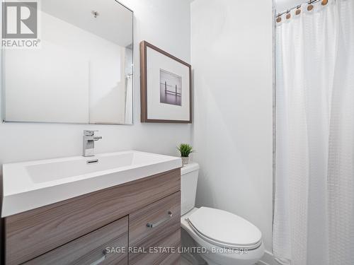 112 - 1183 Dufferin Street, Toronto (Dovercourt-Wallace Emerson-Junction), ON - Indoor Photo Showing Bathroom