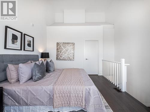 112 - 1183 Dufferin Street, Toronto (Dovercourt-Wallace Emerson-Junction), ON - Indoor Photo Showing Bedroom