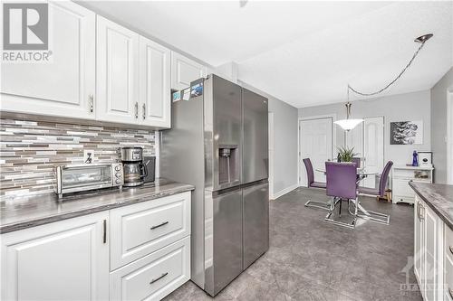 284 Elderberry Terrace, Ottawa, ON - Indoor Photo Showing Kitchen