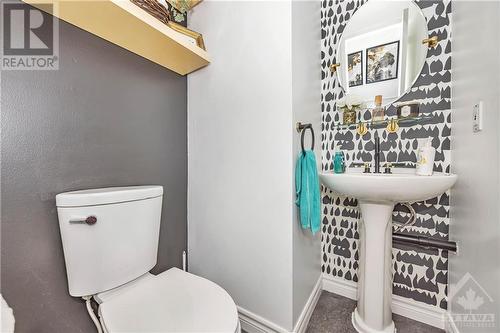 284 Elderberry Terrace, Ottawa, ON - Indoor Photo Showing Bathroom