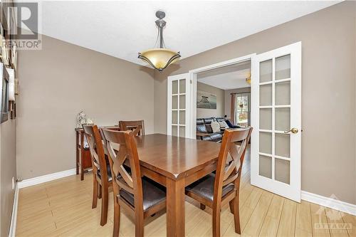 284 Elderberry Terrace, Ottawa, ON - Indoor Photo Showing Dining Room