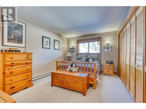 112 Creekview Road, Penticton, BC - Indoor Photo Showing Bedroom