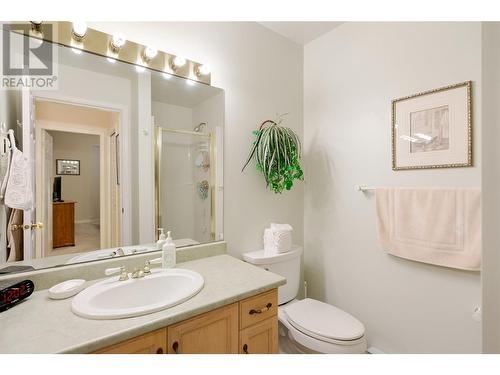 255 Aurora Crescent Unit# 310, Kelowna, BC - Indoor Photo Showing Bathroom