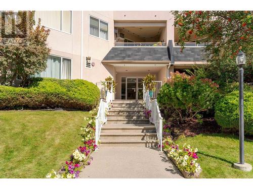 255 Aurora Crescent Unit# 310, Kelowna, BC - Outdoor With Balcony