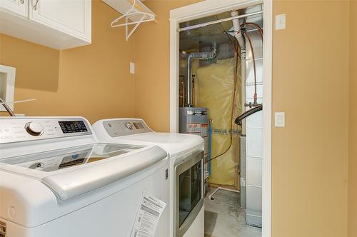 2868 Salish Road, West Kelowna, BC - Indoor Photo Showing Laundry Room