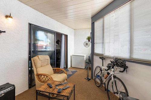 109-2085 Gordon Drive, Kelowna, BC -  Photo Showing Other Room