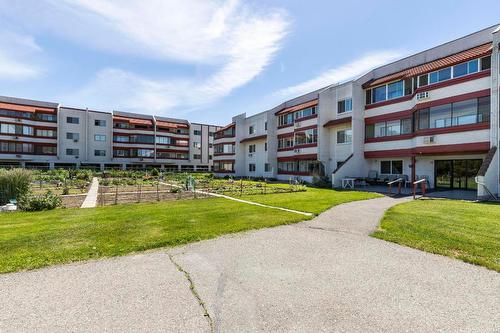 109-2085 Gordon Drive, Kelowna, BC - Outdoor With Facade