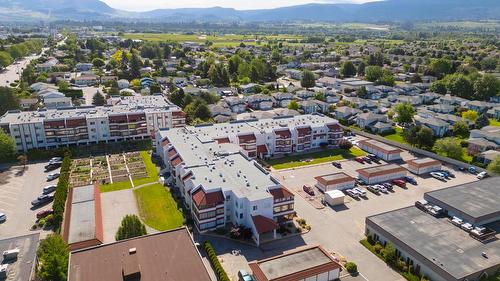 109-2085 Gordon Drive, Kelowna, BC - Outdoor With View