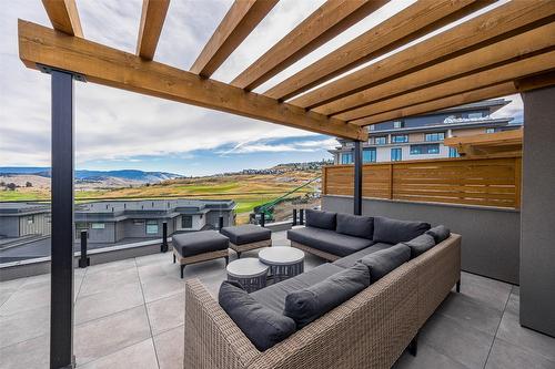 2-105 Predator Ridge Drive, Vernon, BC - Outdoor With Deck Patio Veranda With Exterior