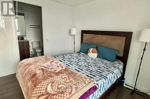 5609 - 7890 Jane Street, Vaughan, ON - Indoor Photo Showing Bedroom