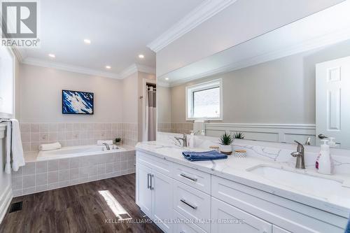 99 Mcintyre Drive, Barrie, ON - Indoor Photo Showing Bathroom