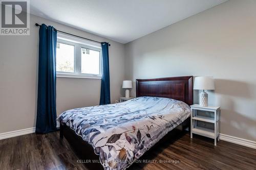 99 Mcintyre Drive, Barrie, ON - Indoor Photo Showing Bedroom