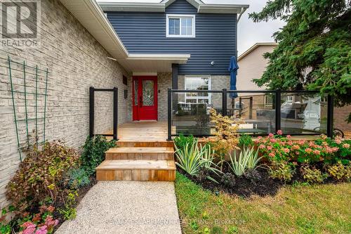 2338 Gillingham Drive, Burlington, ON - Outdoor