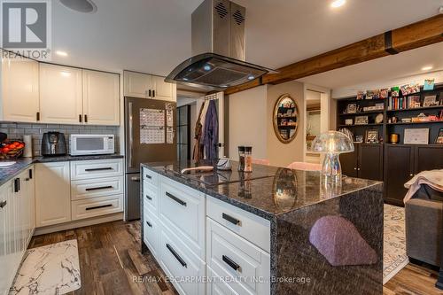 2338 Gillingham Drive, Burlington, ON - Indoor Photo Showing Kitchen