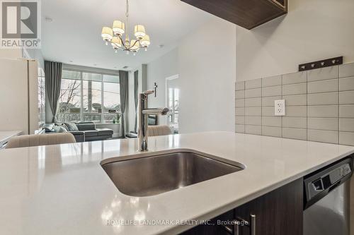 153 - 25 Viking Lane, Toronto, ON - Indoor Photo Showing Kitchen