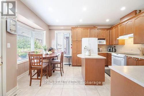 74 Vanderbrink Drive, Brampton, ON - Indoor Photo Showing Kitchen