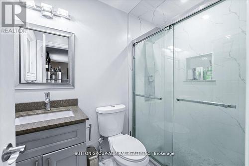 2840 Tradewind Drive, Mississauga (Meadowvale), ON - Indoor Photo Showing Bathroom