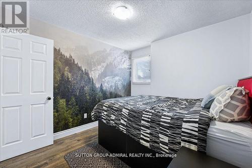 2840 Tradewind Drive, Mississauga, ON - Indoor Photo Showing Bedroom