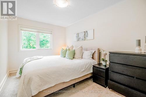 92 - 1240 Westview Terrace, Oakville, ON - Indoor Photo Showing Bedroom