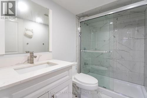 28 Clockwork Drive, Brampton, ON - Indoor Photo Showing Bathroom