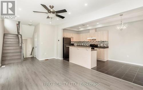 83 Bankfield Crescent, Hamilton, ON - Indoor Photo Showing Kitchen