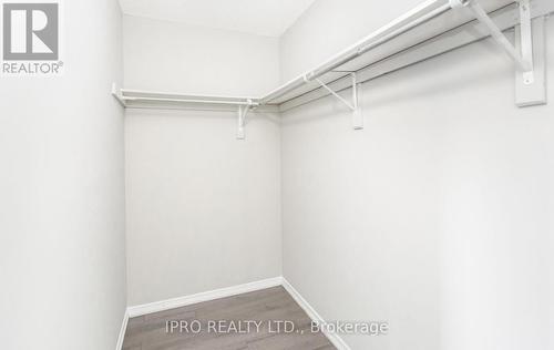 83 Bankfield Crescent, Hamilton, ON - Indoor With Storage