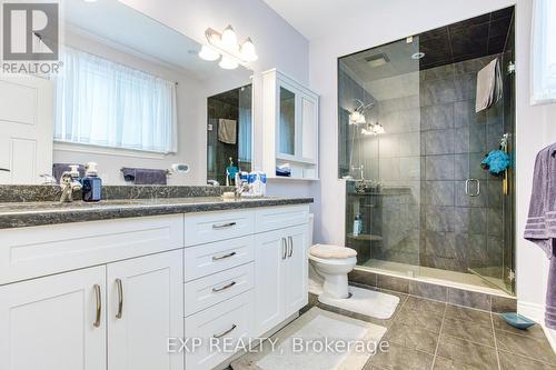 15 - 8 Mary Drive, Grimsby, ON - Indoor Photo Showing Bathroom