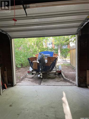 2140 Athol Street, Regina, SK - Indoor Photo Showing Garage