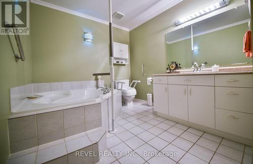 286 Jv Bonhomme Boulevard, Timmins (Victoria Heights), ON - Indoor Photo Showing Bathroom