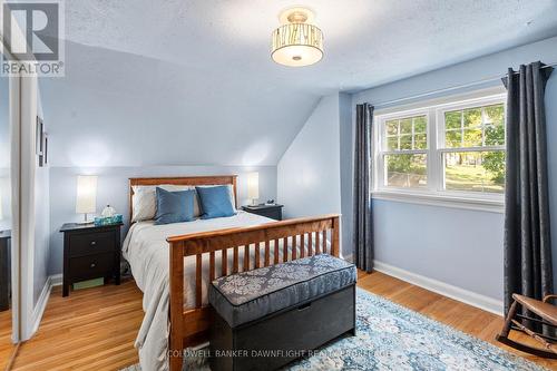 673 Piccadilly Street, London, ON - Indoor Photo Showing Bedroom