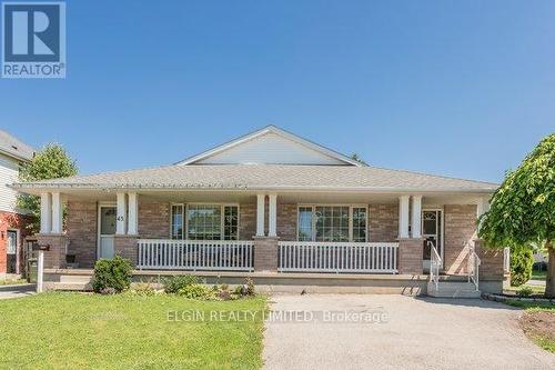 41 Axford Parkway N, St. Thomas, ON - Outdoor With Deck Patio Veranda With Facade