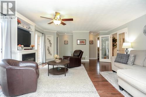 7 Wright Crescent, St. Thomas, ON - Indoor Photo Showing Living Room With Fireplace