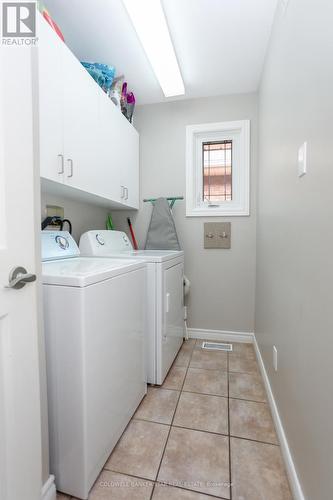 7 Wright Crescent, St. Thomas, ON - Indoor Photo Showing Laundry Room