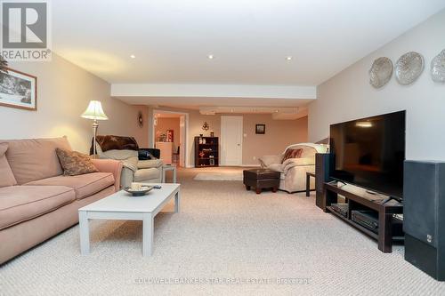 7 Wright Crescent, St. Thomas, ON - Indoor Photo Showing Living Room