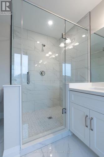 240 Leitch Street, Dutton/Dunwich (Dutton), ON - Indoor Photo Showing Bathroom