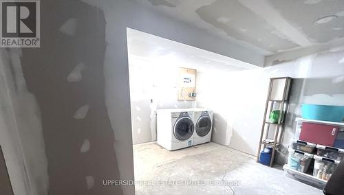 241 Winnett Avenue, Toronto, ON - Indoor Photo Showing Laundry Room