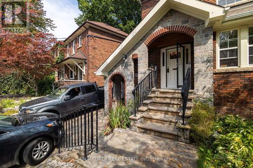 17 Duncannon Drive, Toronto, ON - Outdoor