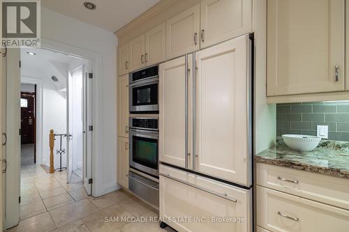 17 Duncannon Drive, Toronto, ON - Indoor Photo Showing Kitchen