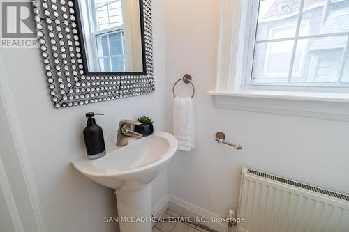 17 Duncannon Drive, Toronto, ON - Indoor Photo Showing Bathroom