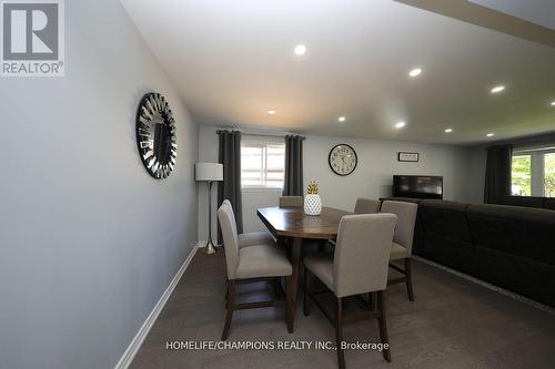 646 Chancery Court, Oshawa, ON - Indoor Photo Showing Dining Room