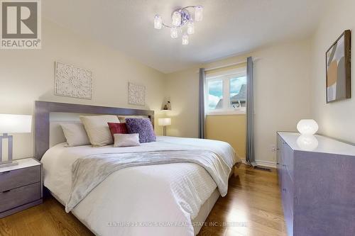 486 Palmer Avenue, Richmond Hill, ON - Indoor Photo Showing Bedroom